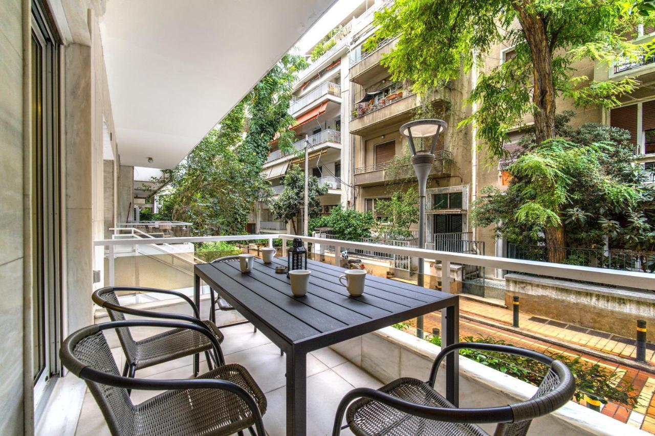 Апартаменты Urban Luxury On A Quiet Street In The Center Of Афины Экстерьер фото