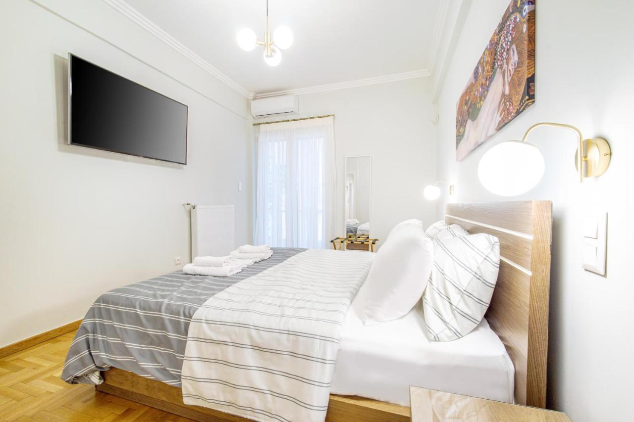 Апартаменты Urban Luxury On A Quiet Street In The Center Of Афины Экстерьер фото