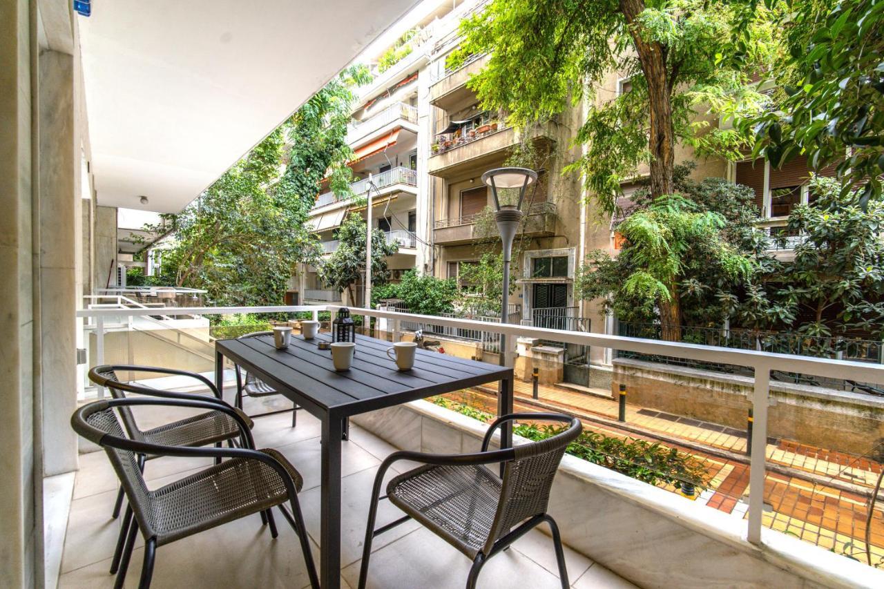 Апартаменты Urban Luxury On A Quiet Street In The Center Of Афины Экстерьер фото